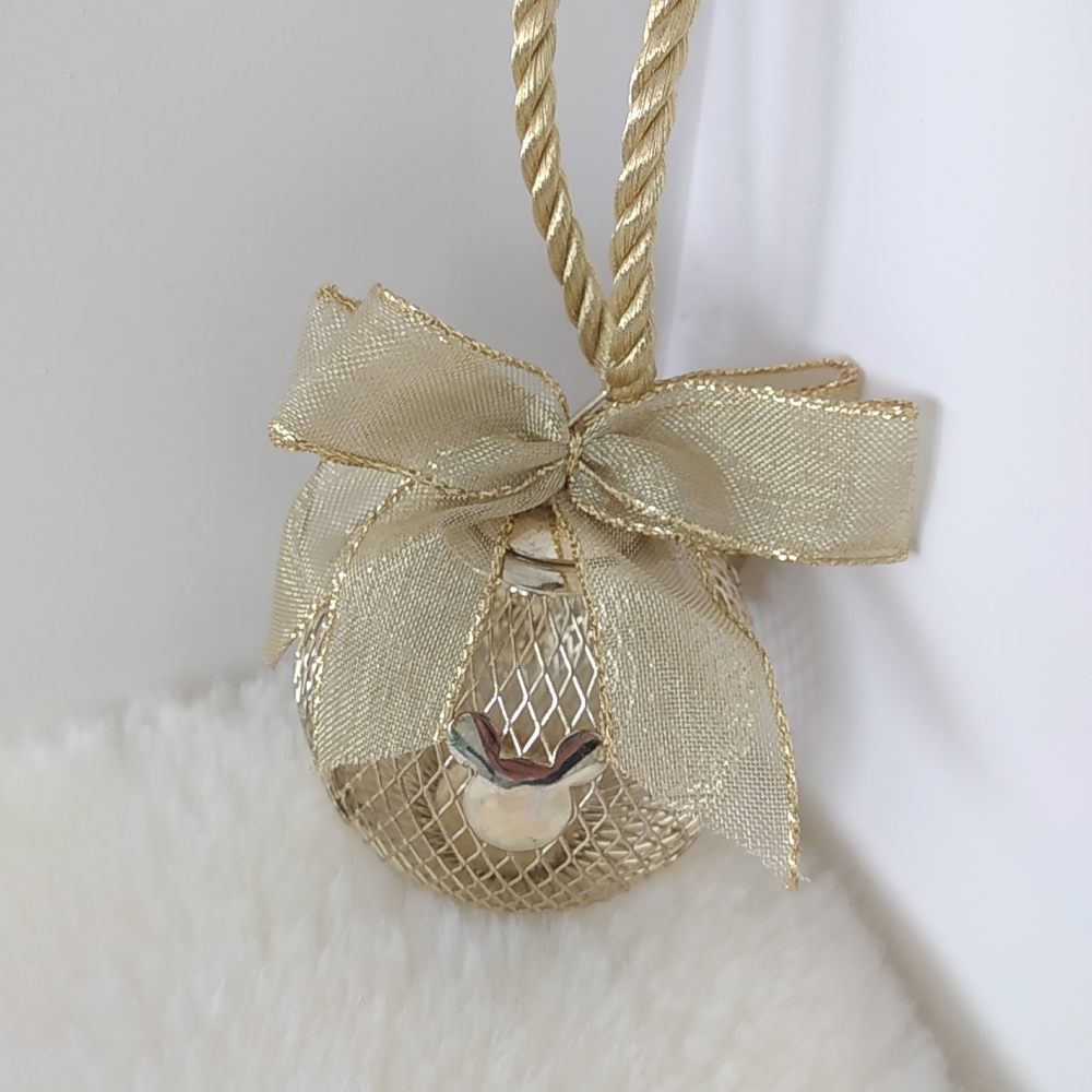 Vintage Gold Mesh Ornament with Bow